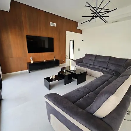 Spacieuse Contemporaine Garrigue Nimoise Βίλα *